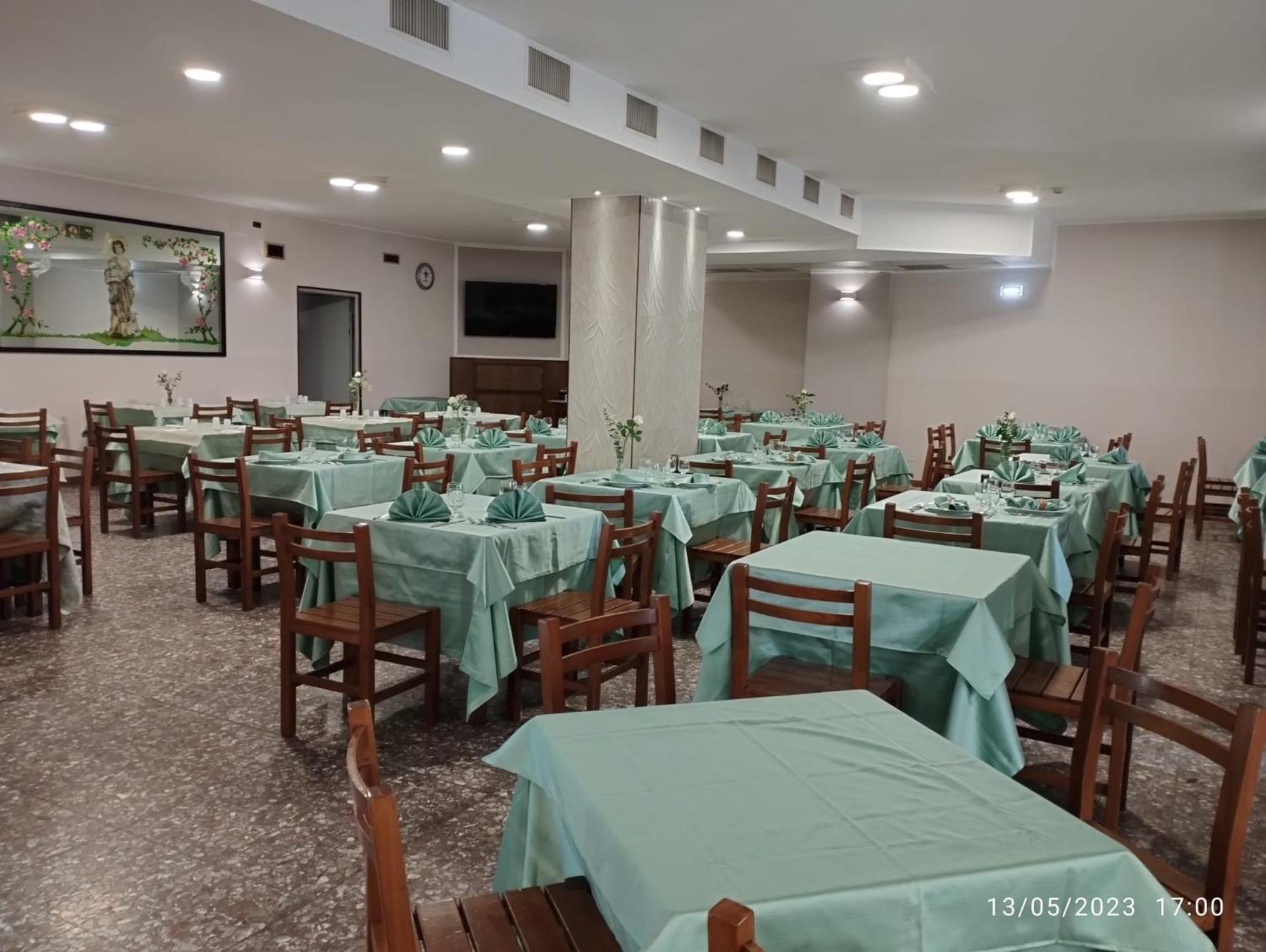 Hotel Ristorante San Giovanni Falerna Exterior photo